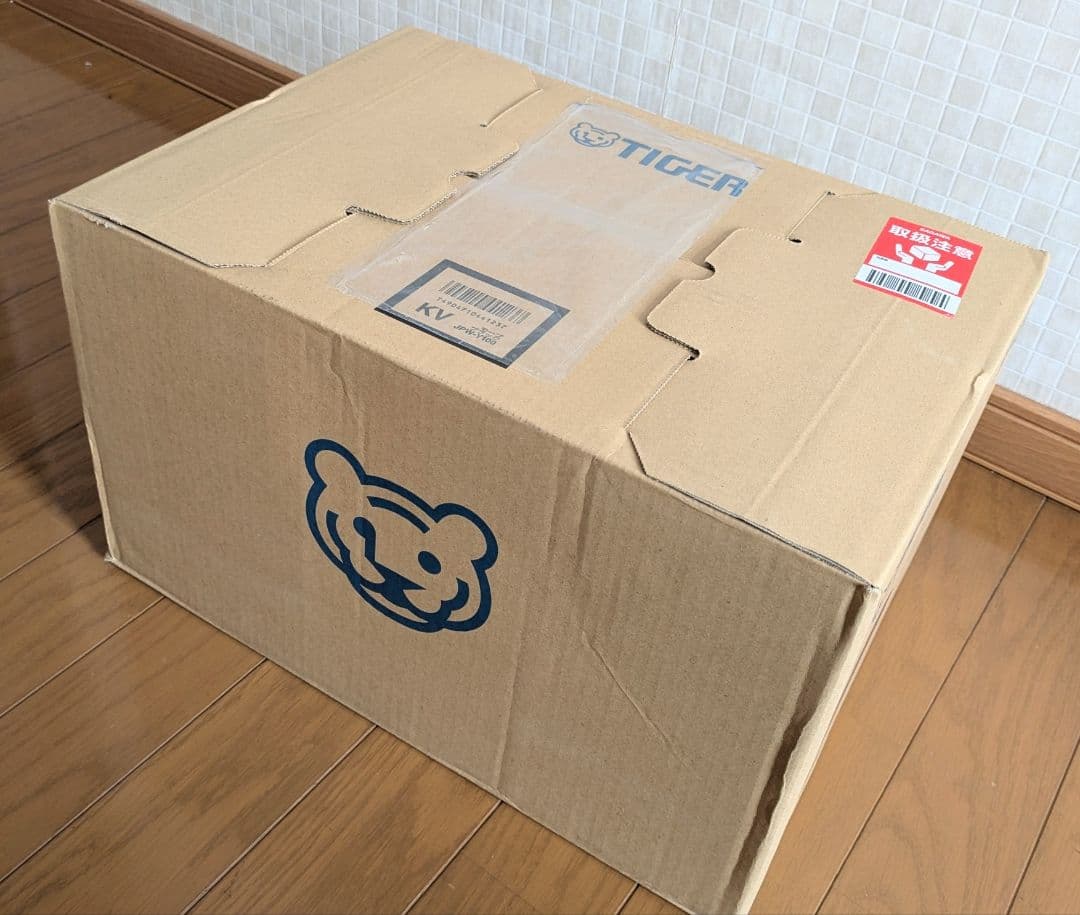 TIGER　 タイガー　JPW-Y100KV 　炊飯器 新品未開封