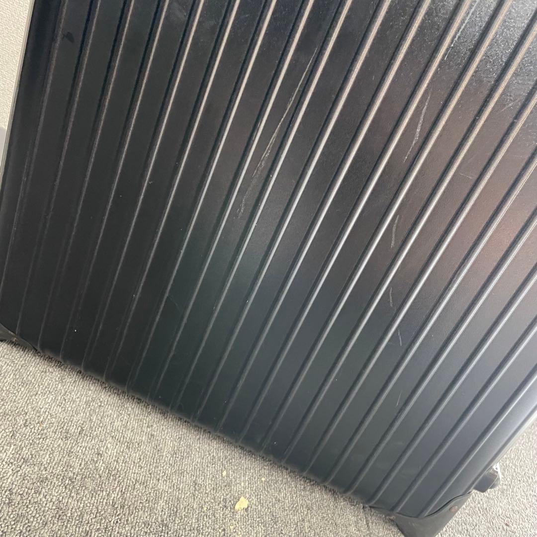 RIMOWA リモワ ブラック スーツケース 851.77