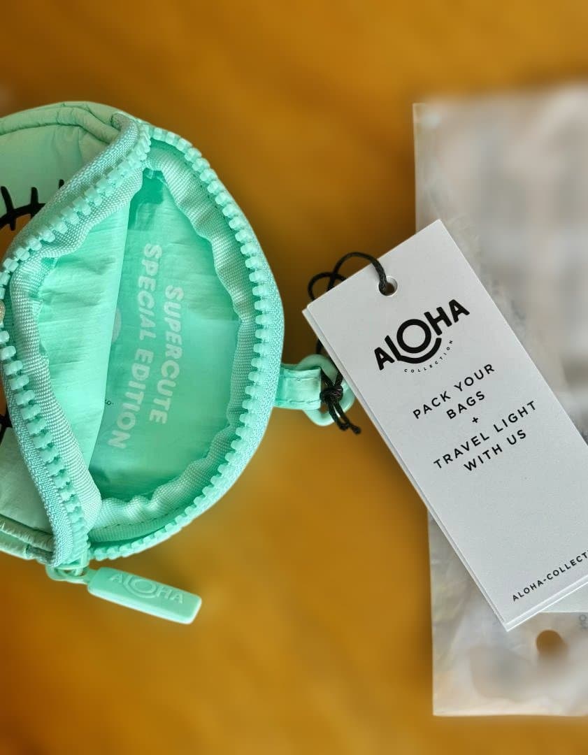 【ドルチェ】アロハコレクション×ハローキティ コラボ　ケース