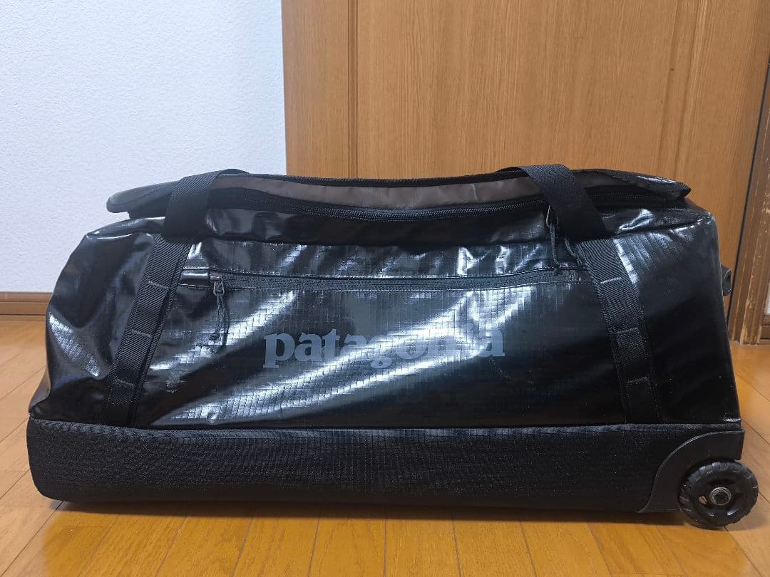 Patagoniaブラックホール·ウィールド·ダッフル １００ＬBLK