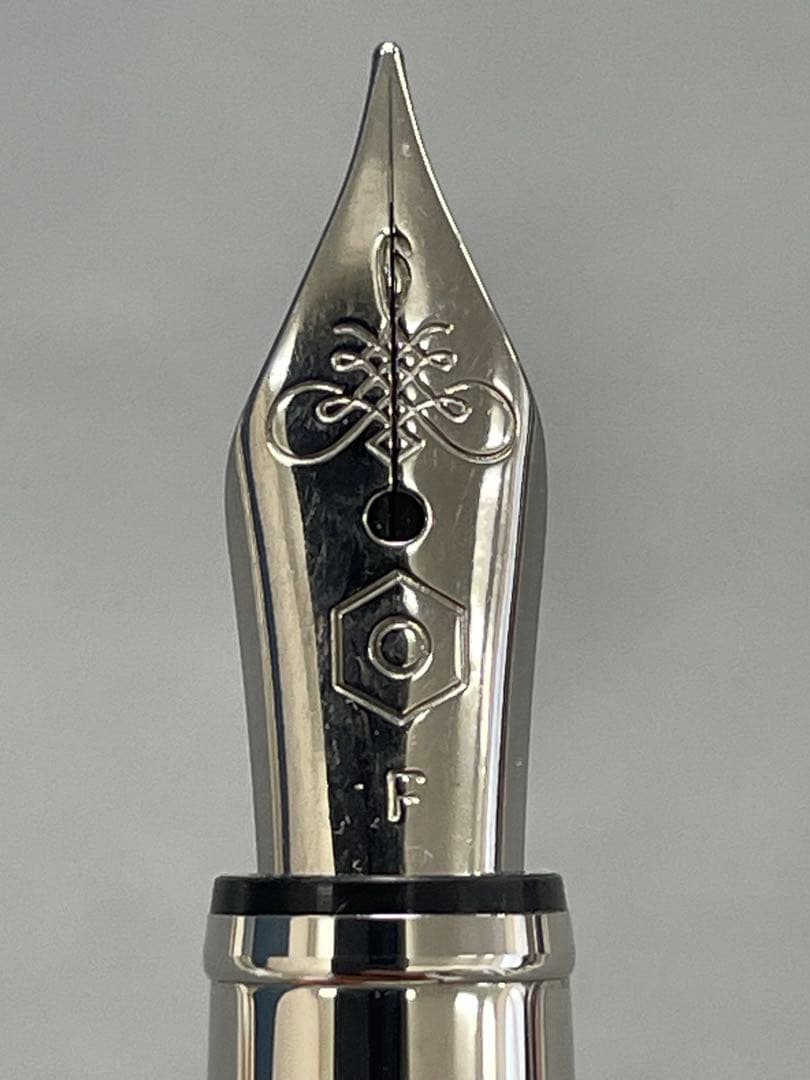 【未使用】カランダッシュ　エクリドール　キューブリック　万年筆、インクボトル