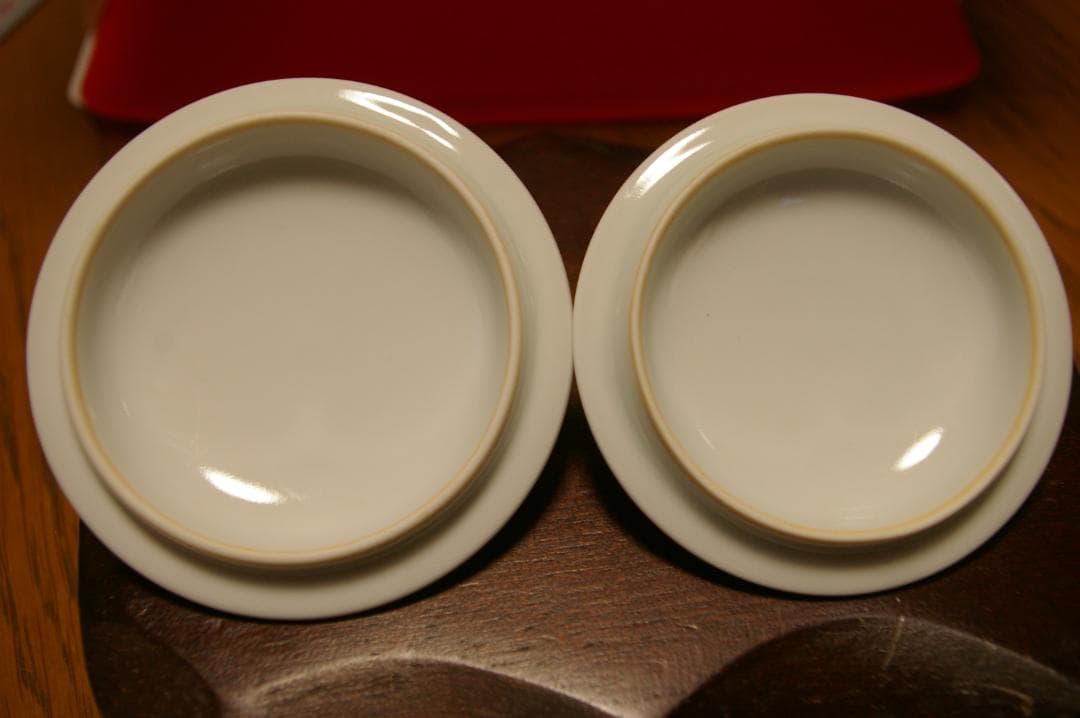 今右衛門　錦 藤袴絵　組湯吞 蓋付 共箱付