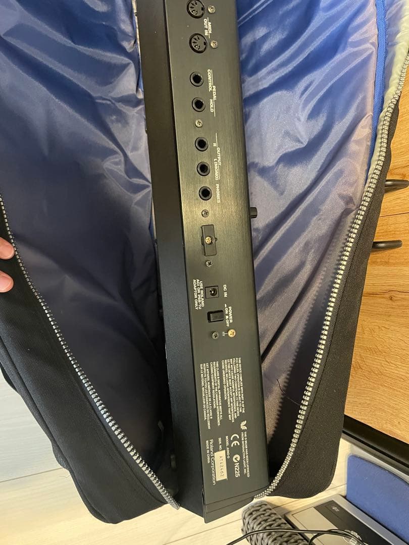 Roland JUNO-D 61鍵シンセサイザー