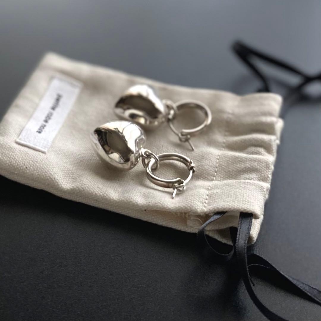 petite robe noire 2way ぷっくり ハート フープ ピアス