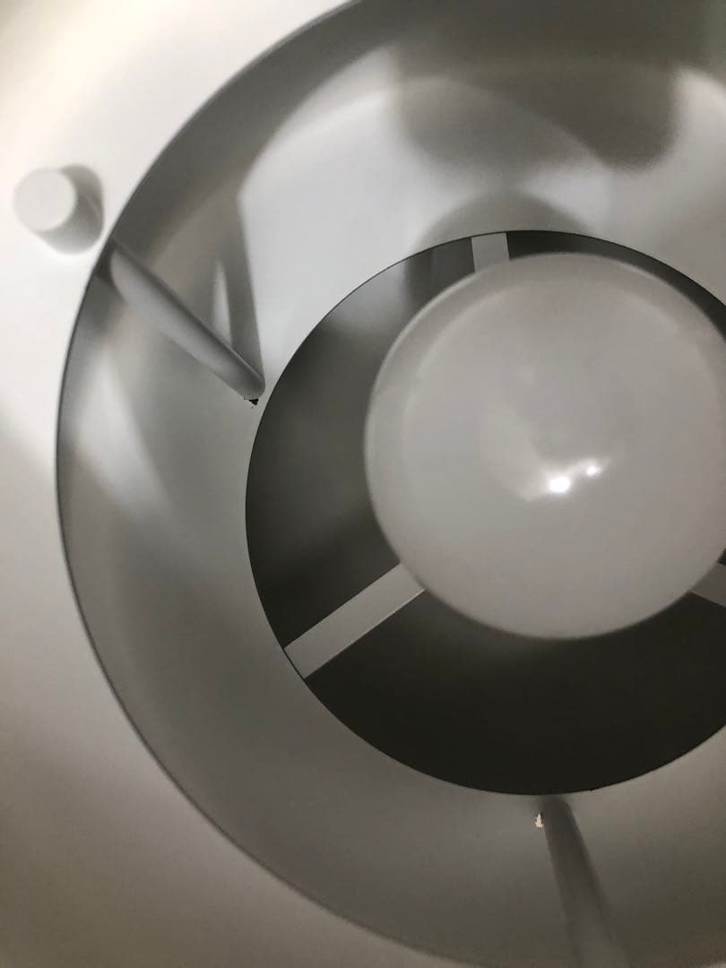 ボーコンセプト　BoConcept　パインコーン ペンダントランプ　サテン仕上げ