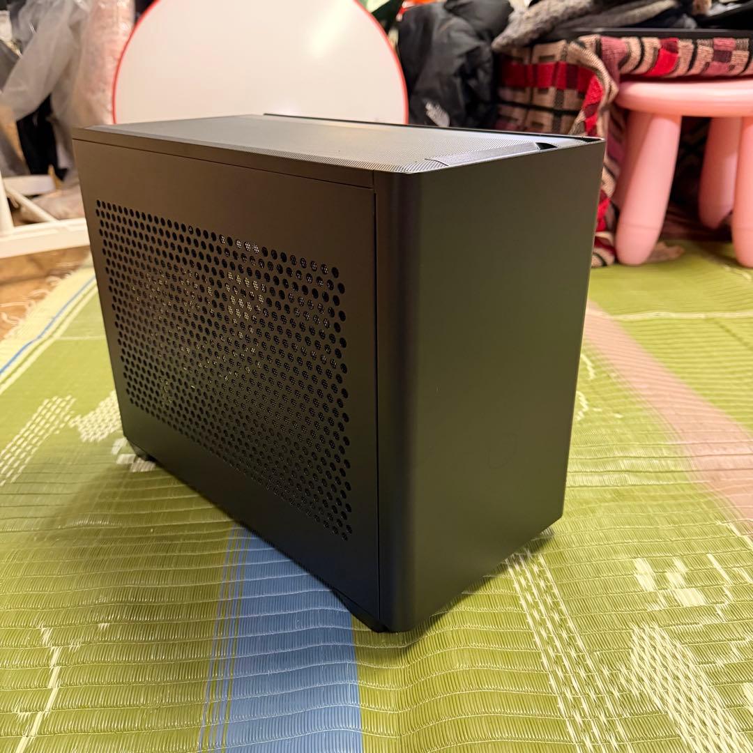 Cooler Master Masterbox NR200 mini-ITX用