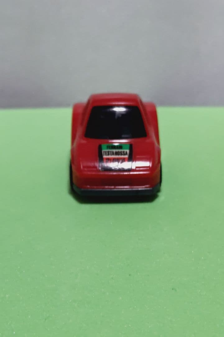 チョロＱ、フェラーリ・テスタロッサ・赤色