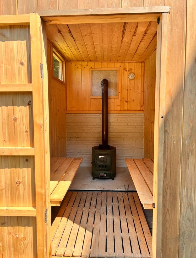 サウナ小屋