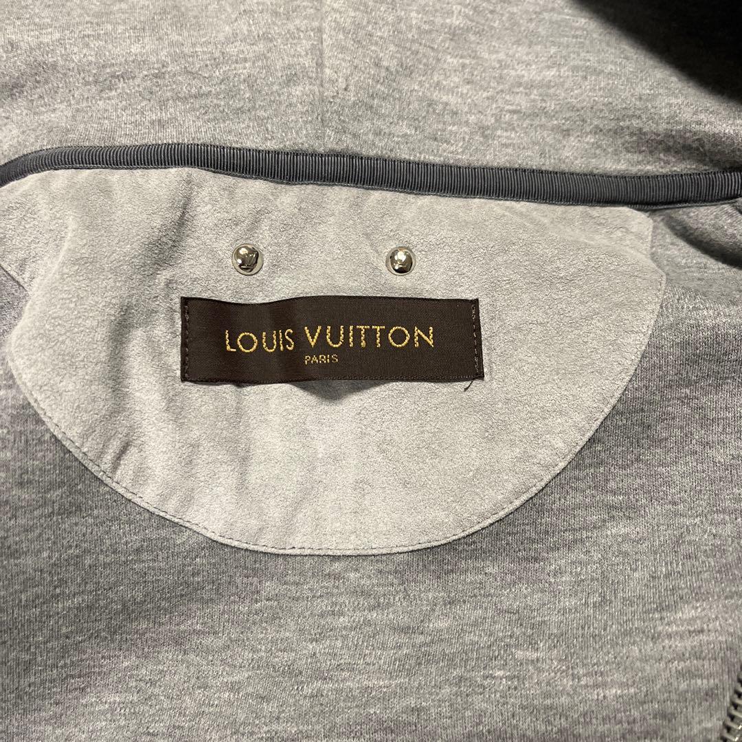 美品⭐︎LOUIS VUITTONのフルジップパーカー　メンズS