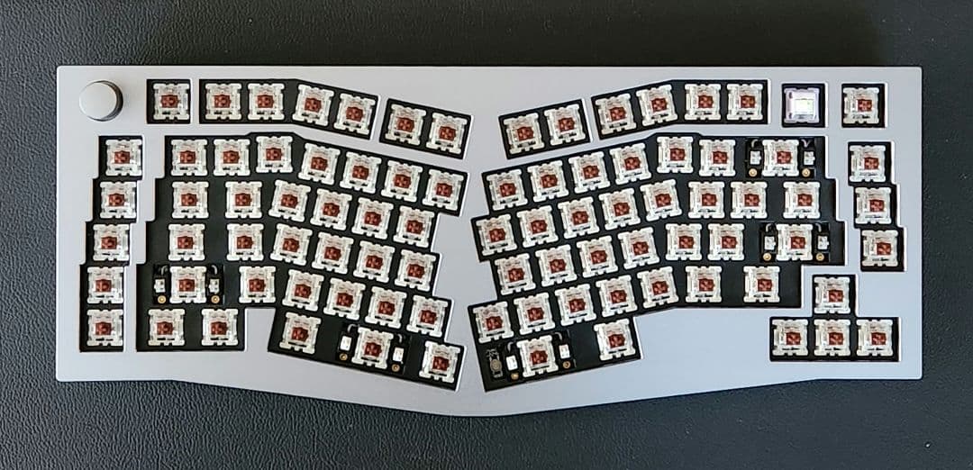 【パームレスト付き】Keychron Q10 シルバー 茶軸 アリス配列