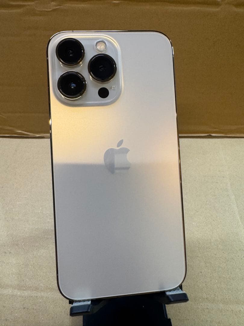 AppleStoreでバッテリー交換 美品iPhone13 PRO 128GB