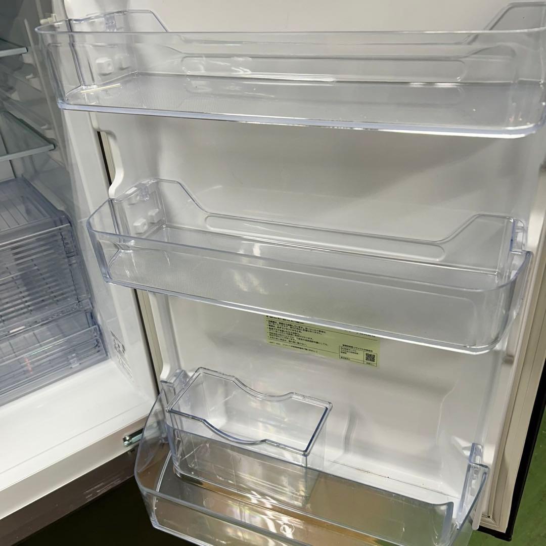 592 SHARP 冷蔵庫　大型　200L〜300L 小型　右開き　極美品　人気