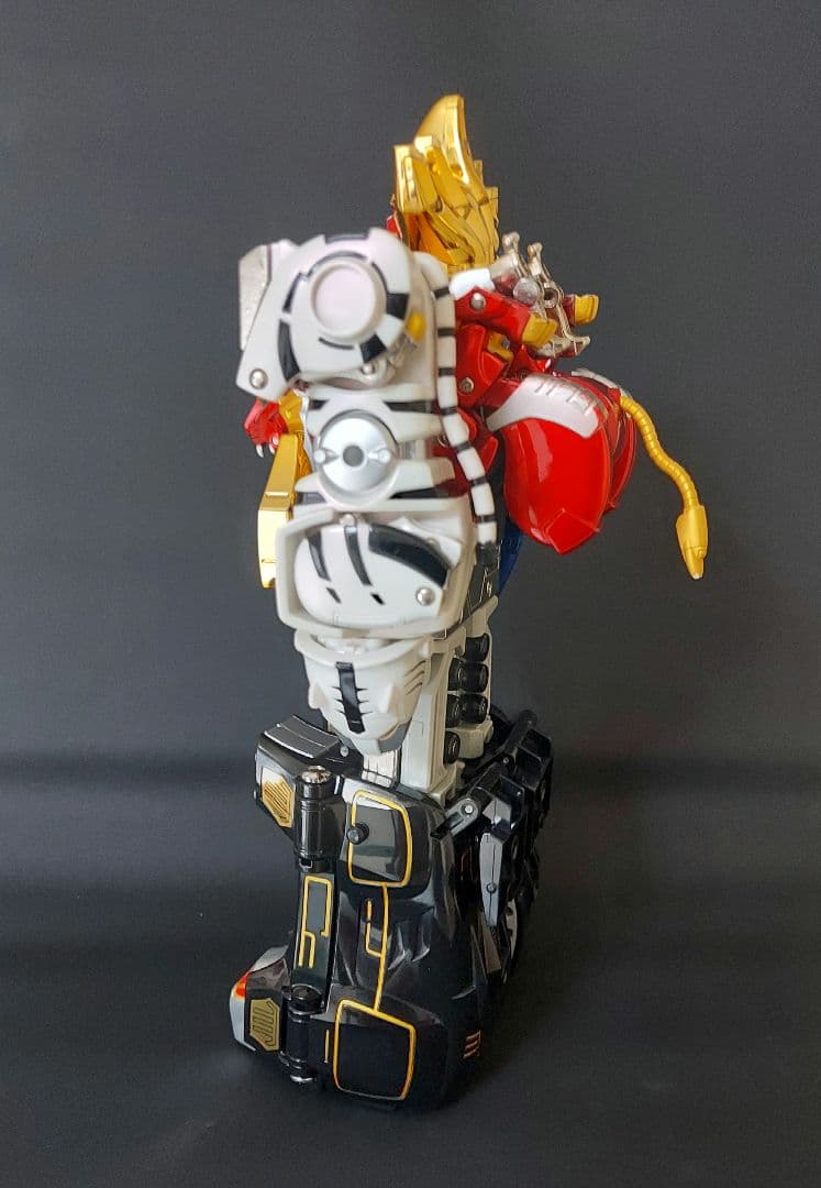 ガオレンジャー　DX超合金　ガオキング