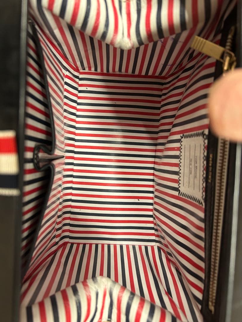 【最終価格】トムブラウン　thom browne レザーハンドバッグ