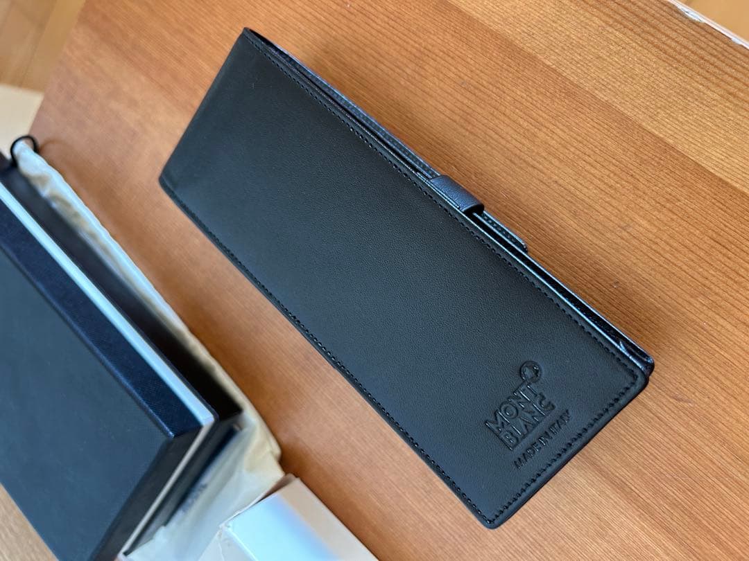 【未使用】MONTBLANC 14313 レザー　ペンポーチ　3本用 ブラック