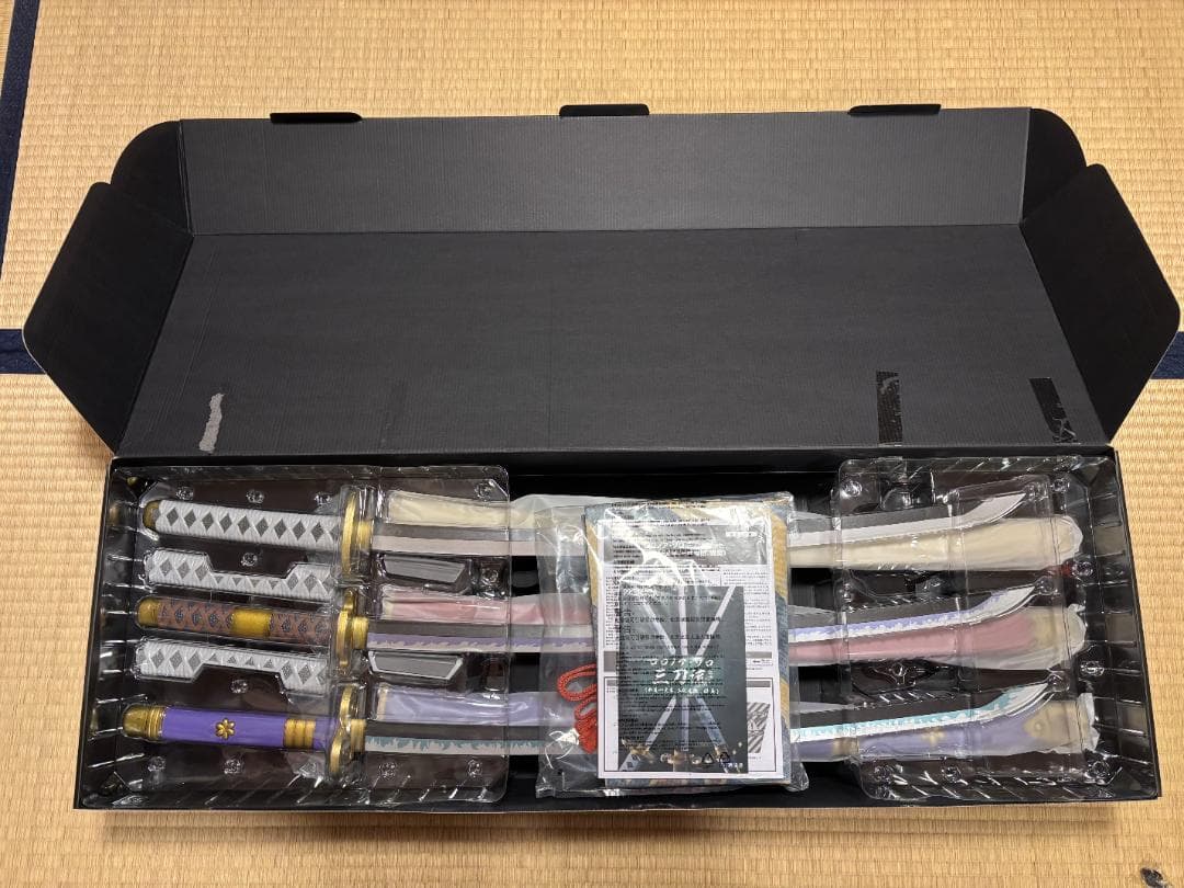 バンダイ　ロロノア・ゾロ三刀流セット（和道一文字、三代鬼徹、閻魔）