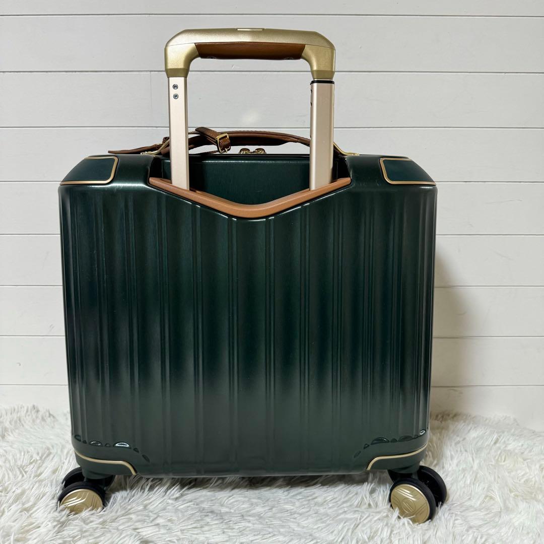 新品未使用✨hartmann キャリーケース　ノヴァクラシック　ダークグリーン
