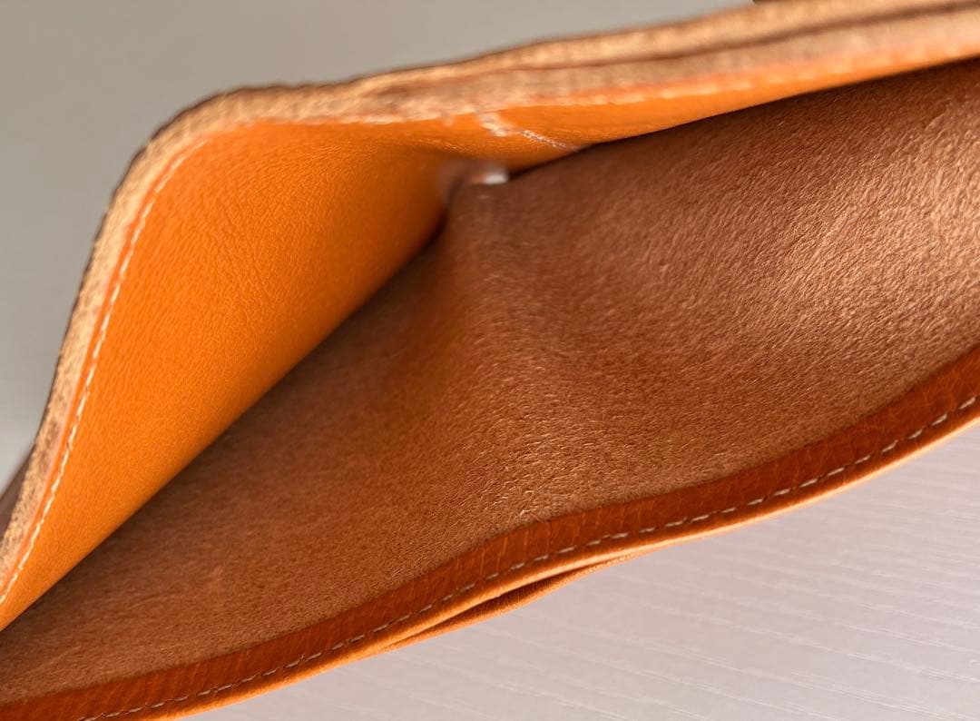 IL BISONTE イルビゾンテ　二つ折り財布 オレンジ