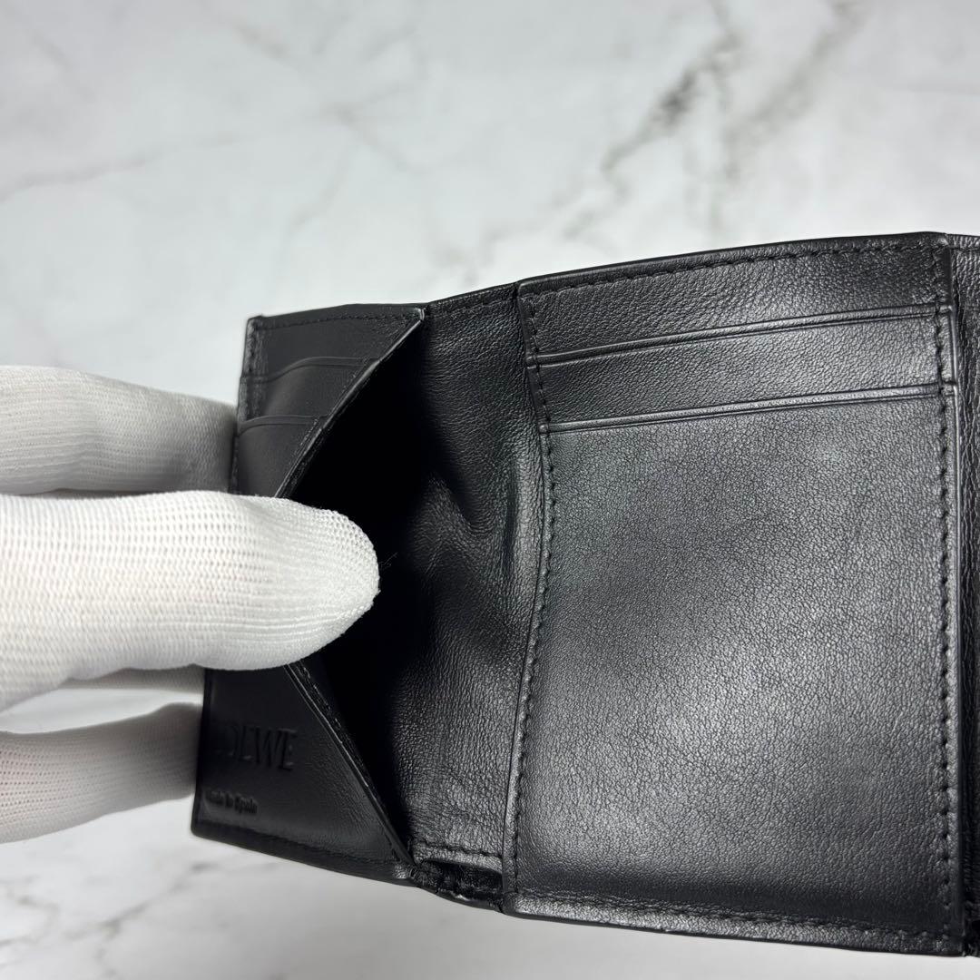 ロエベ　アナグラム　トライフォールドウォレット　Wホック　三つ折り　財布