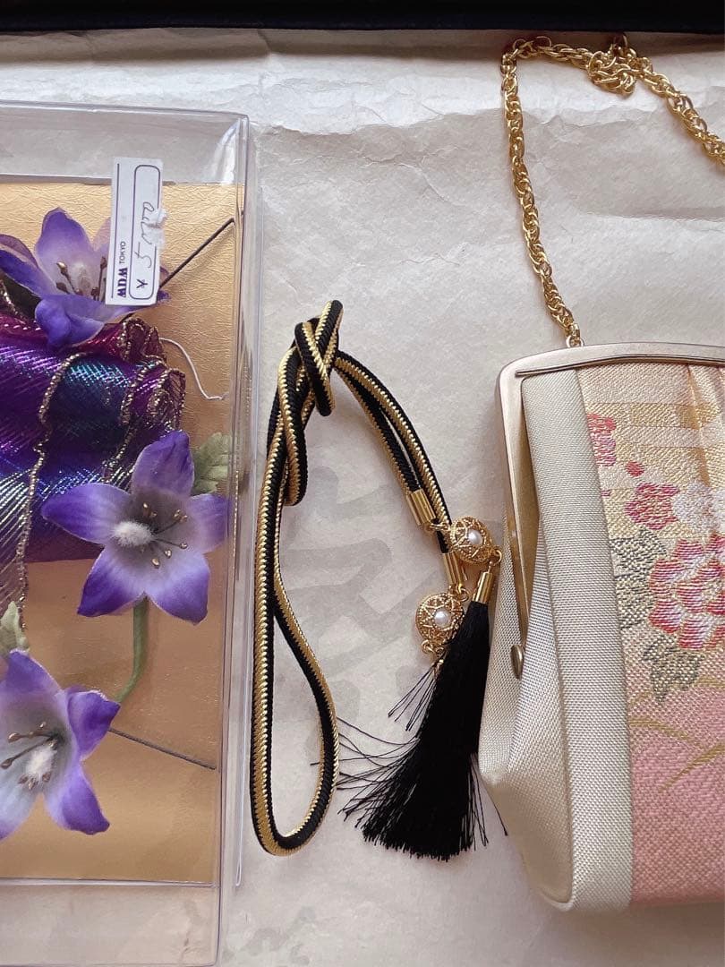 成人式振袖 晴れ着 着物一式 紗綾型 赤白桜 流水紋 純絹 金襴 170cmXL