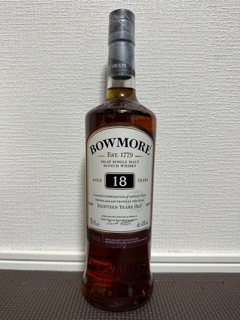 希少 ボウモア 18年 & ラガヴーリン 16年 スコットランド アイラモルト