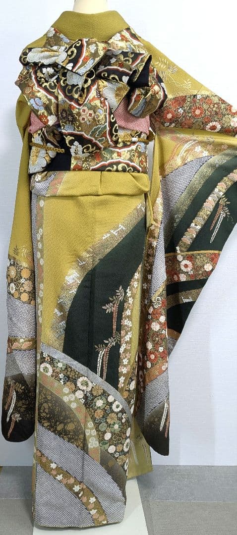 にぼし 振袖　振長襦袢　袋帯　帯締め　帯揚げ　重襟　半襟　バック　髪飾り