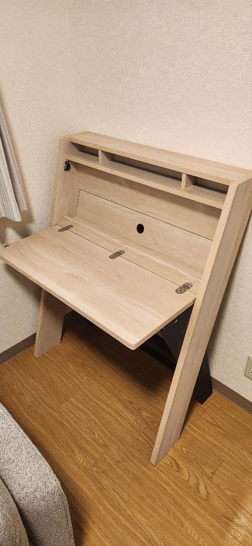 引取限定　折りたたみデスク スタイリッシュ 収納デスク エルフォルム 約幅84c