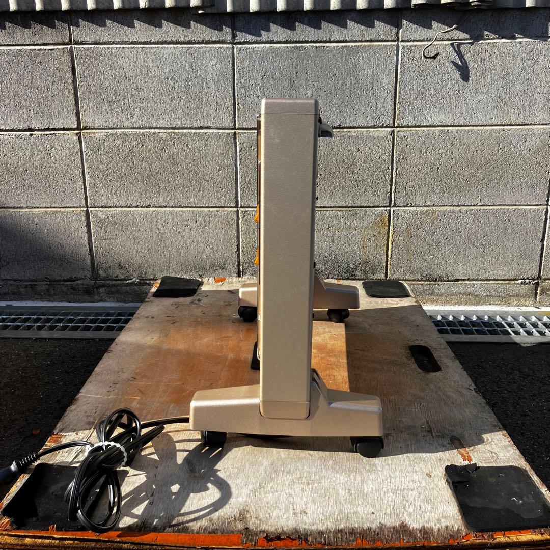 サンルミエ Cute 遠赤外線暖房器