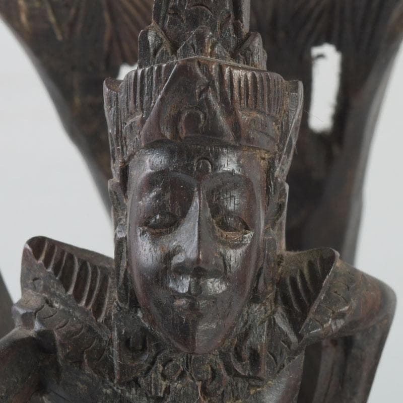 バリ島　インドネシア　木彫　ガルーダ像　置物　V　9380