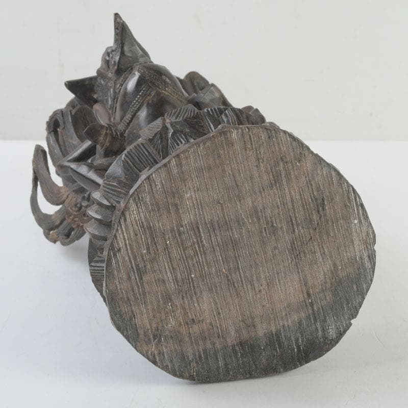 バリ島　インドネシア　木彫　ガルーダ像　置物　V　9380