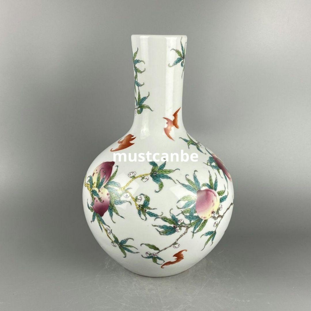 大清乾隆粉彩寿桃天球瓶 景徳鎮 陶磁器 装飾品 現代工芸品 美術品 置物