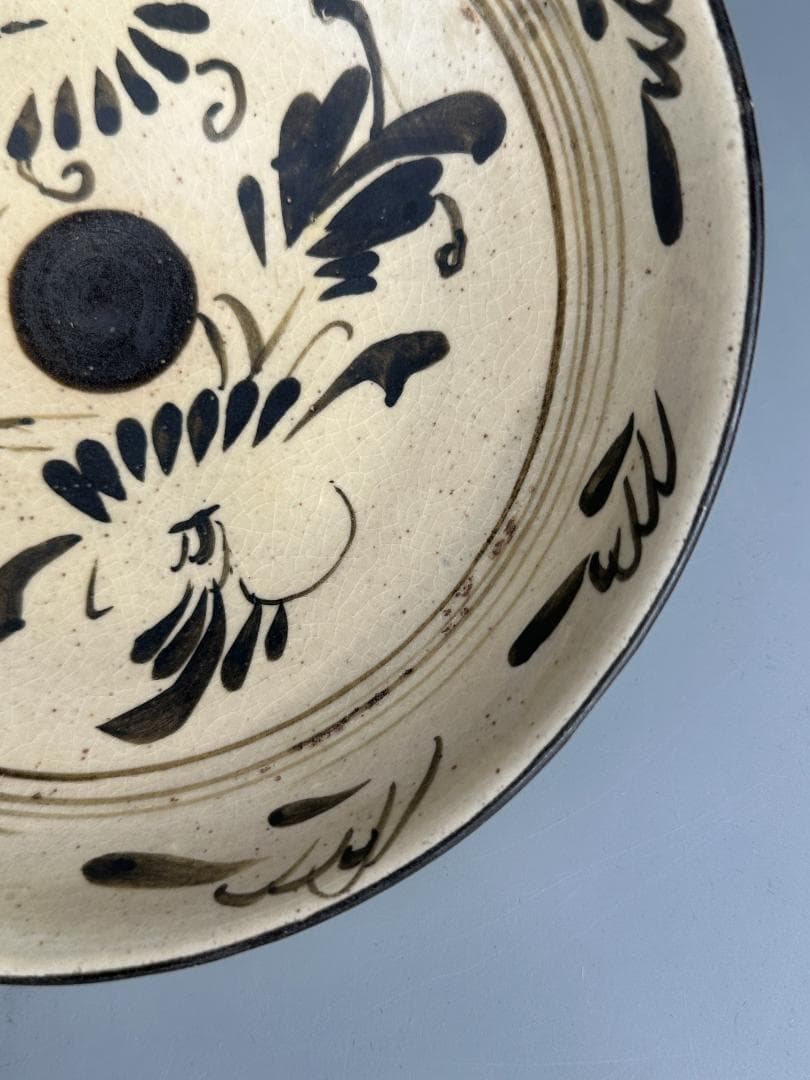 中国美術　元時代 ～ 明時代　磁州窯　唐草文盤皿　美品　古物　唐物　茶道具　鉢