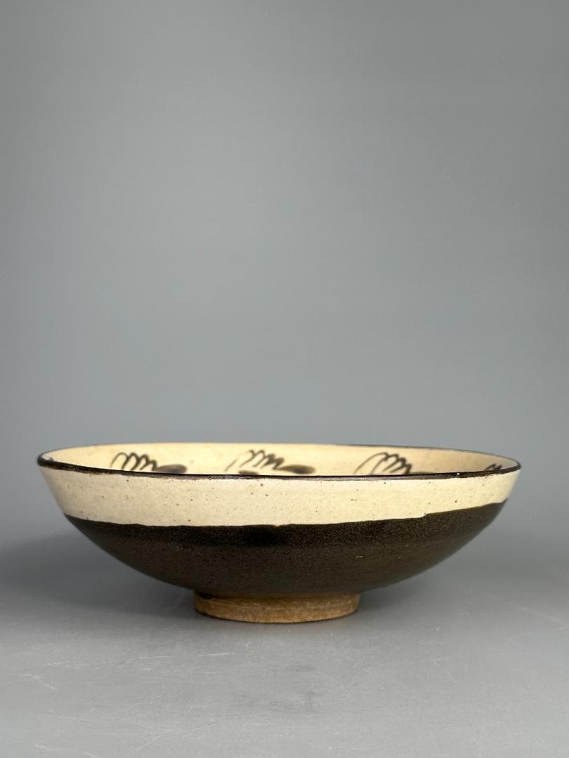 中国美術　元時代 ～ 明時代　磁州窯　唐草文盤皿　美品　古物　唐物　茶道具　鉢