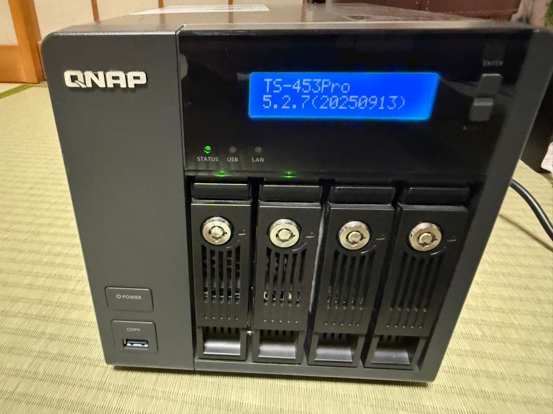 QNAP TS-453Pro NAS 4ベイ