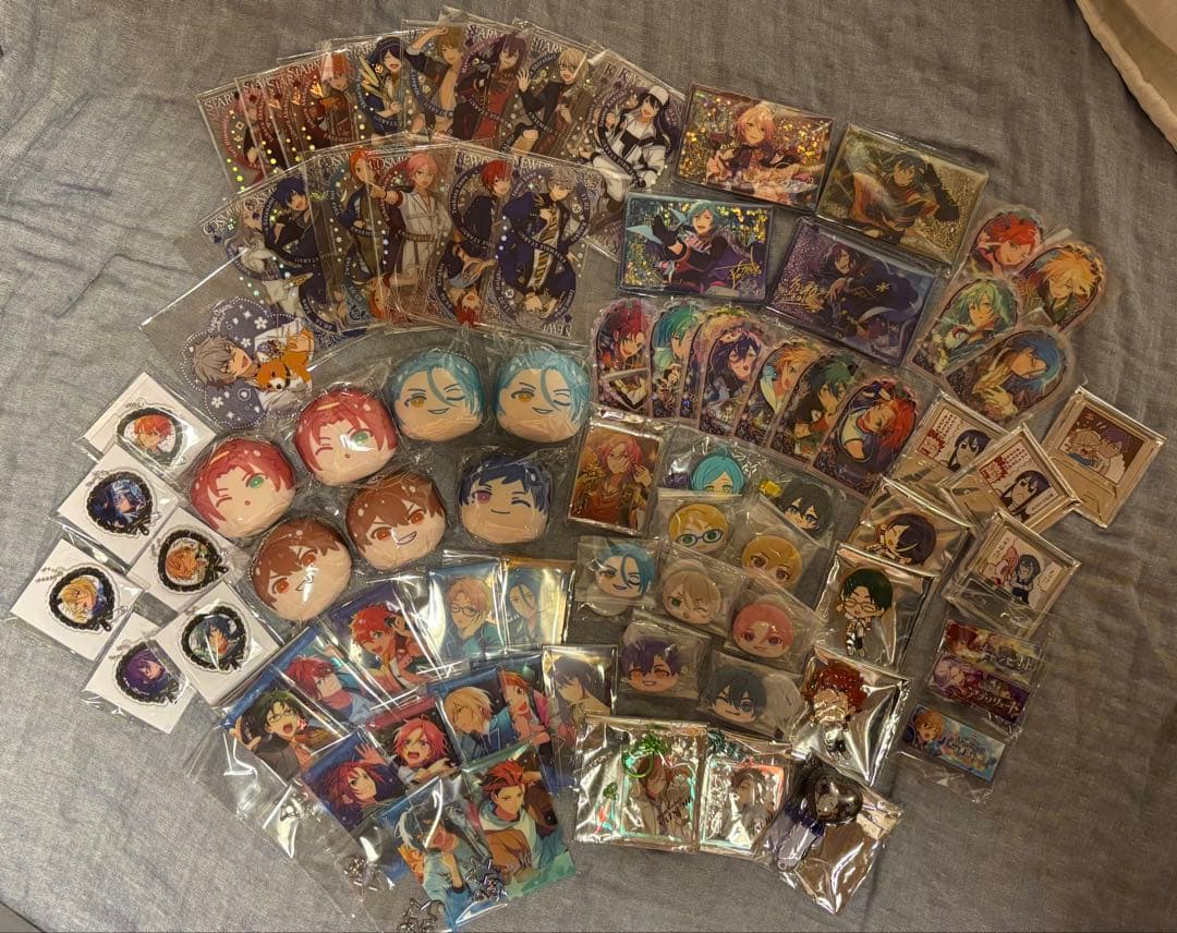 【限定出品】あんスタ グッズ まとめ売り 1300点以上