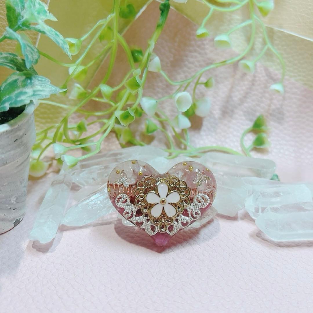癒しのオルゴナイト❤️ディープローズクォーツ＋ピンクトルマリンのハート型♡