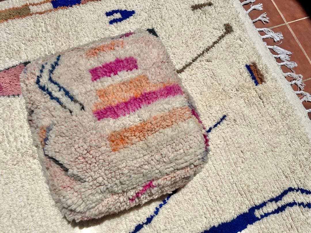 モロッコ　プフ　pouf アジラル　オットマン クッション　ラグ　141