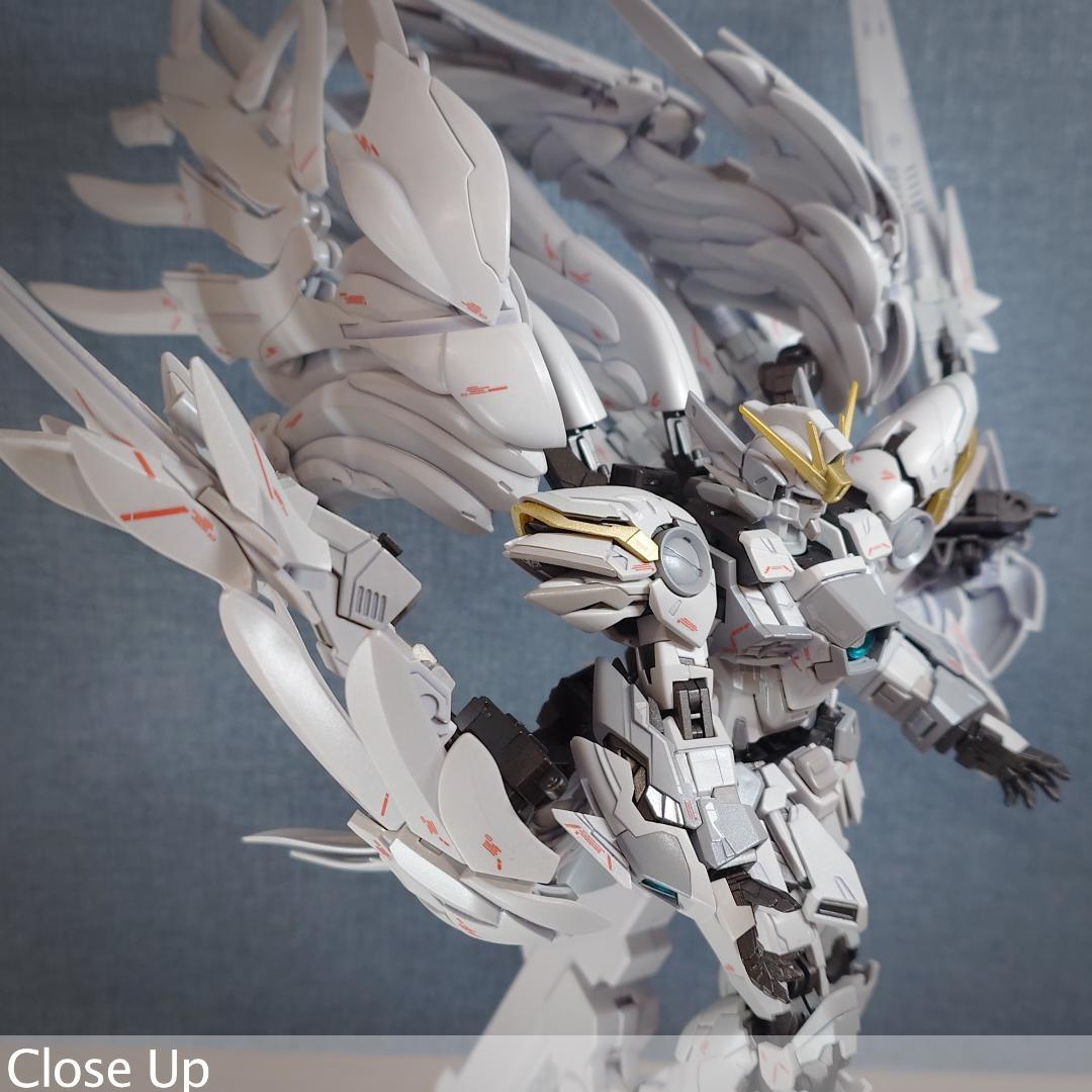 MG ウイングガンダム \" white カスタム\" パール塗装完成品