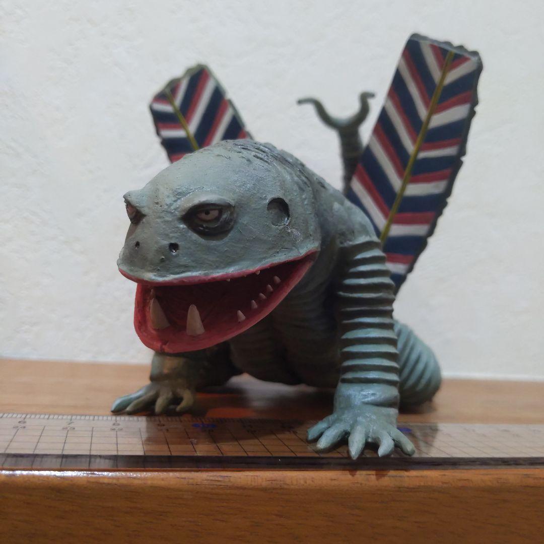 ウルトラマン 毒ガス怪獣 ケムラー レジン製ガレージキット個人製作塗装済 完成品