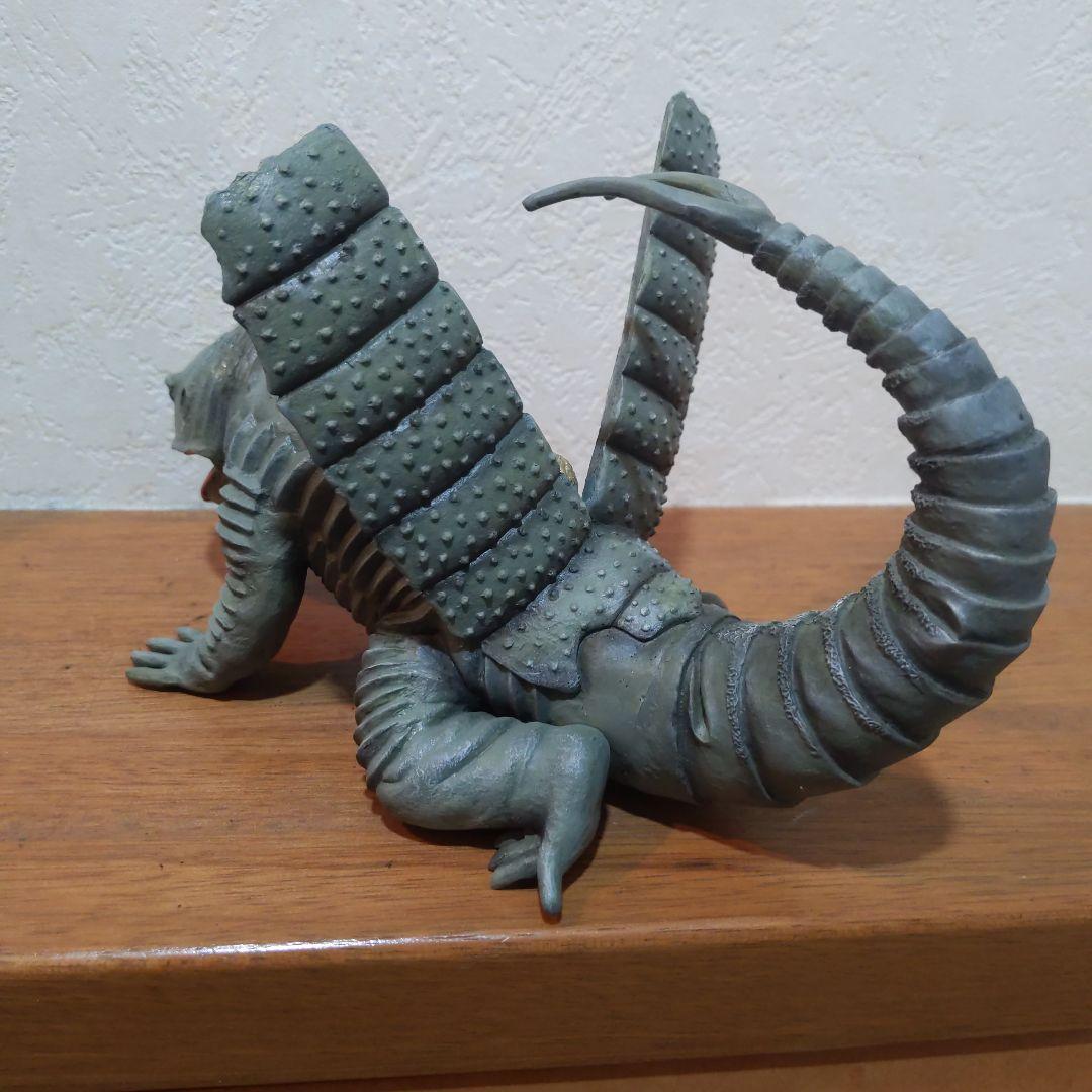 ウルトラマン 毒ガス怪獣 ケムラー レジン製ガレージキット個人製作塗装済 完成品