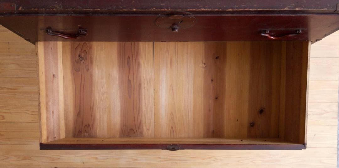 古家具　時代箪笥　4段引き出し　鉄金具　和箪笥・古道具　古家具　アンティーク