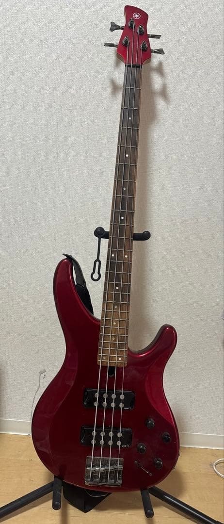 YAMAHA TRBX304 ベース