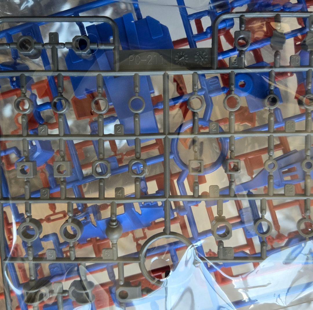 ZZ GUNDAM \"Ver.Ka\" 1/100 プラモデル