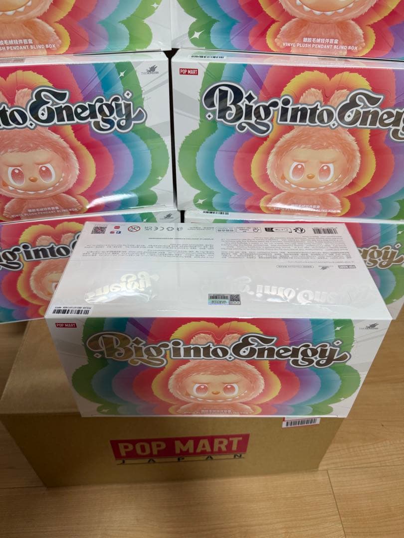 THE MONSTERS Big into Energy ぬいぐるみ　10箱