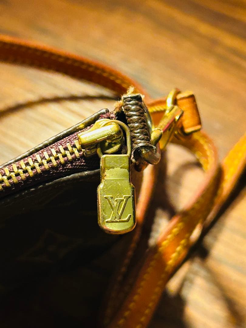 Louis Vuitton モノグラム ショルダーバッグ