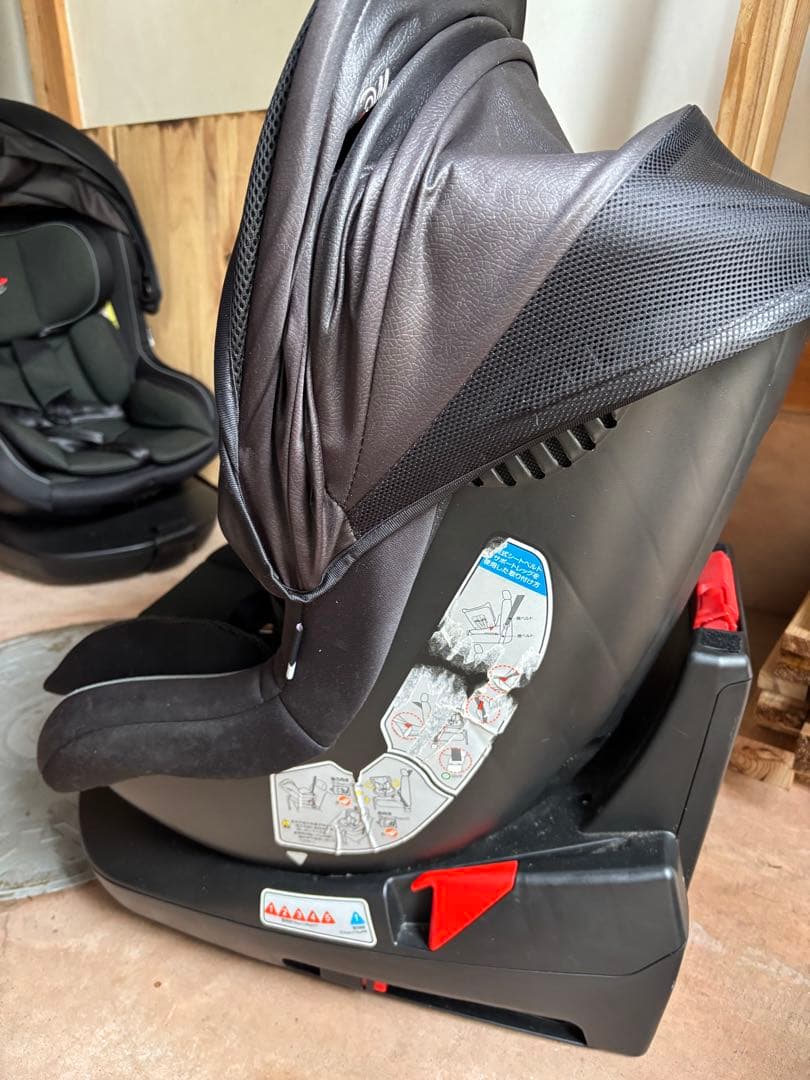 マムズキャリー ターンレジェFIX チャイルドシート 西松屋