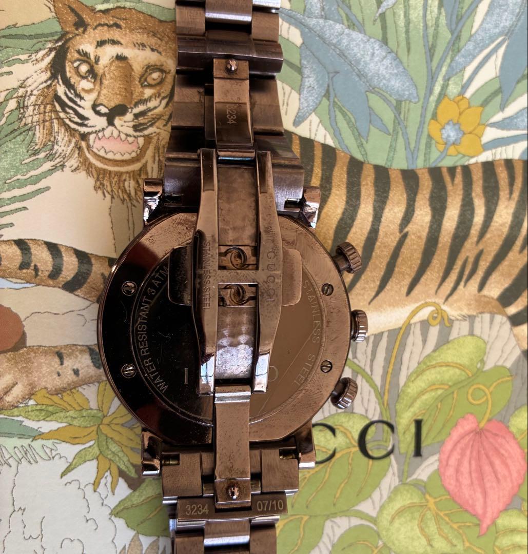 GUCCI クロノグラフ 腕時計 ブラック