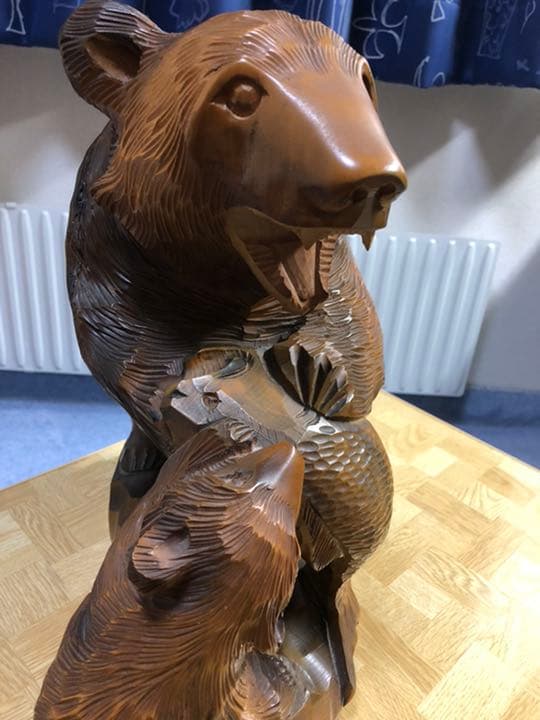 木彫りの熊 鮭喰い熊親子