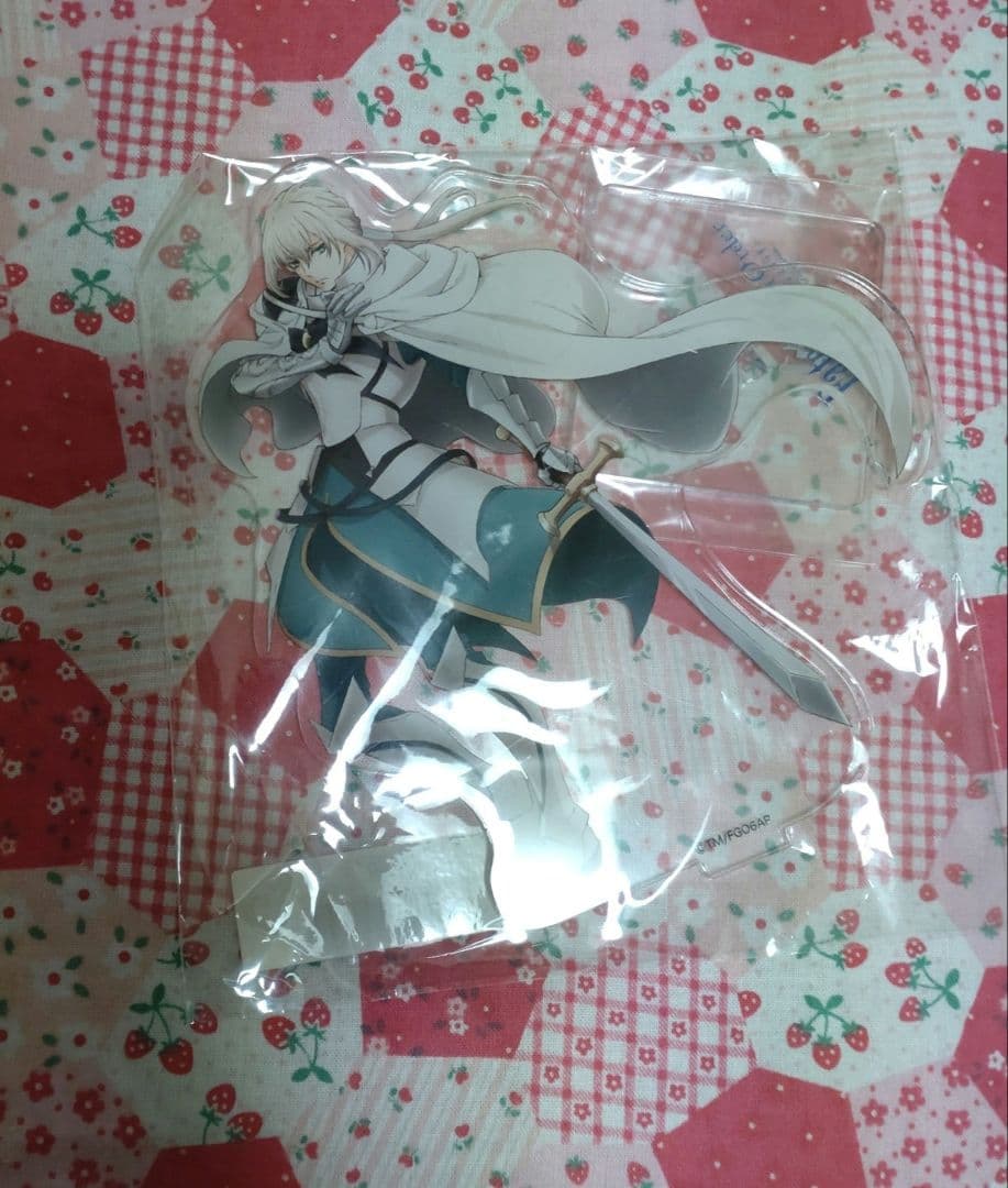 紫*ゃ様 【新品未開封、ANIPLEX特典付き】FGO ベディヴィエール フィギ