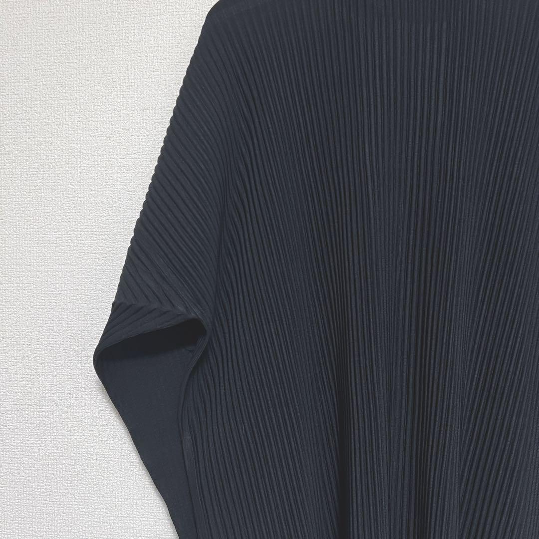 オムプリッセイッセイミヤケ　ロングコート　ロング羽織り　ブラック